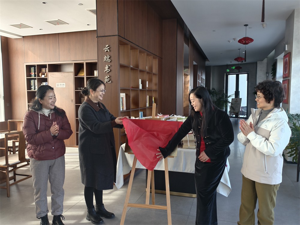 微信图片_20251118110039.jpg 微信图片_20251118110039.jpg